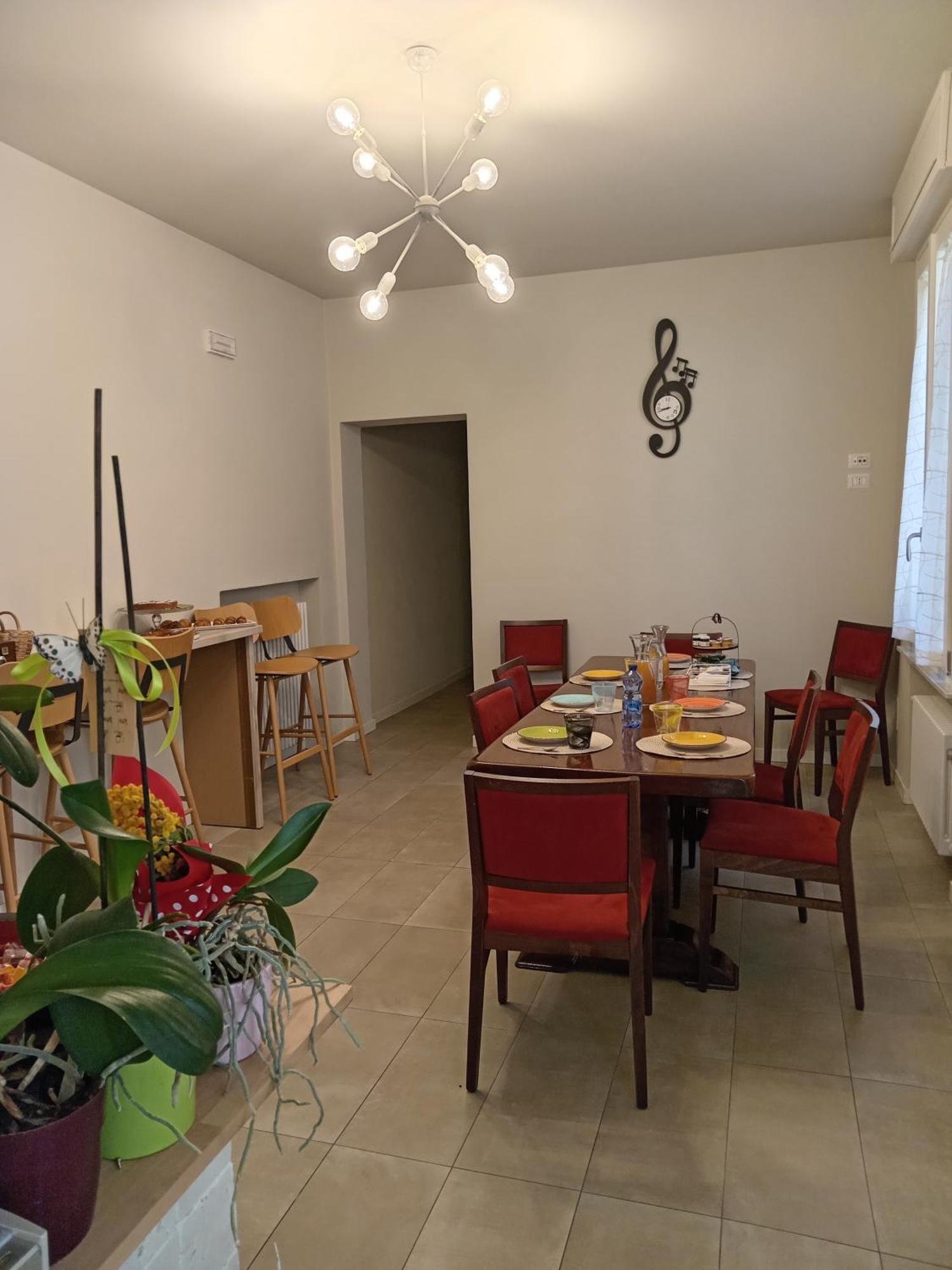 Il Trovatore Rooms Parma Esterno foto